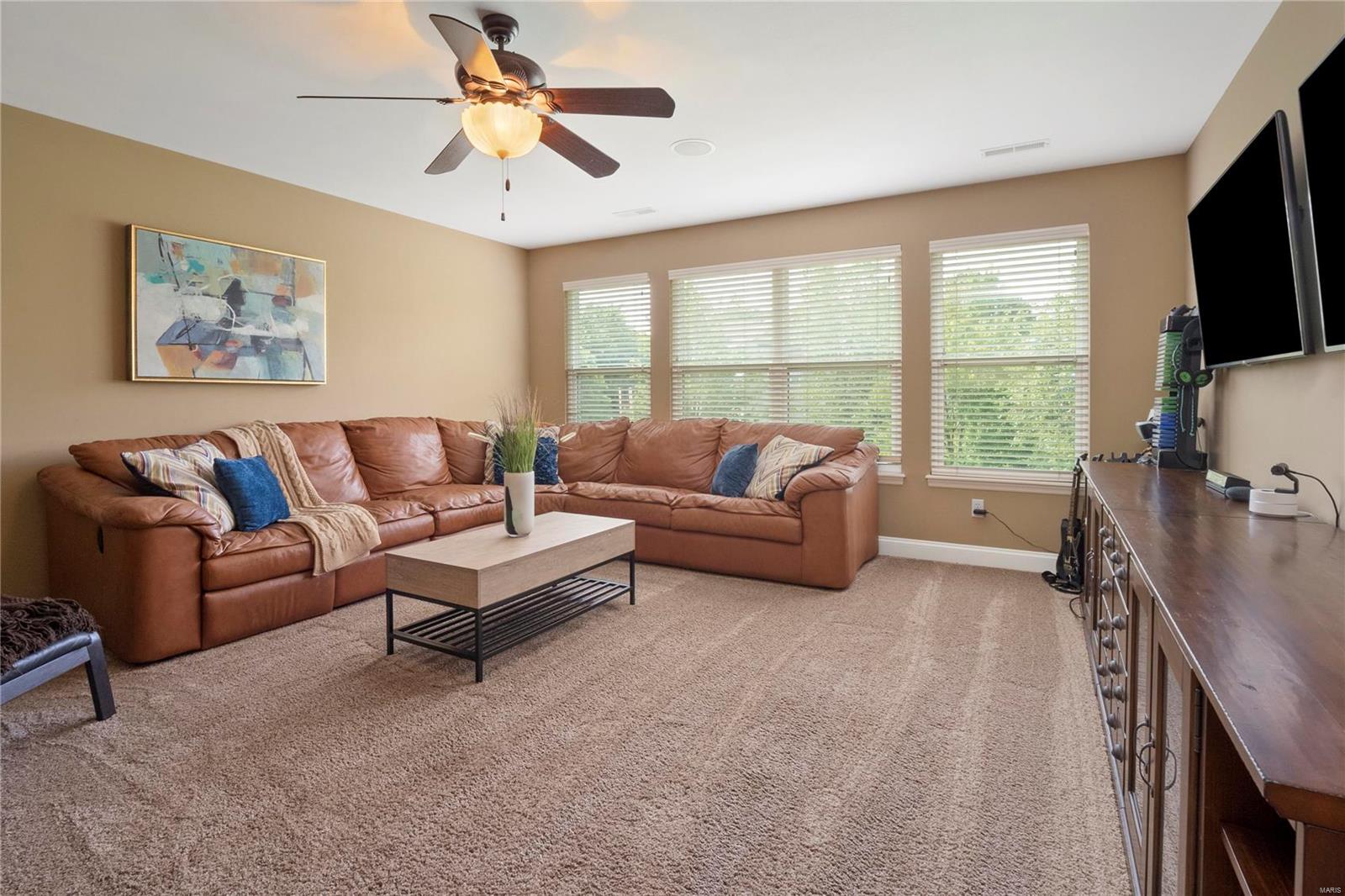 152 Barker Lane Ballwin, MO 63021 - Photo 19 of 40 Gallery Image 19