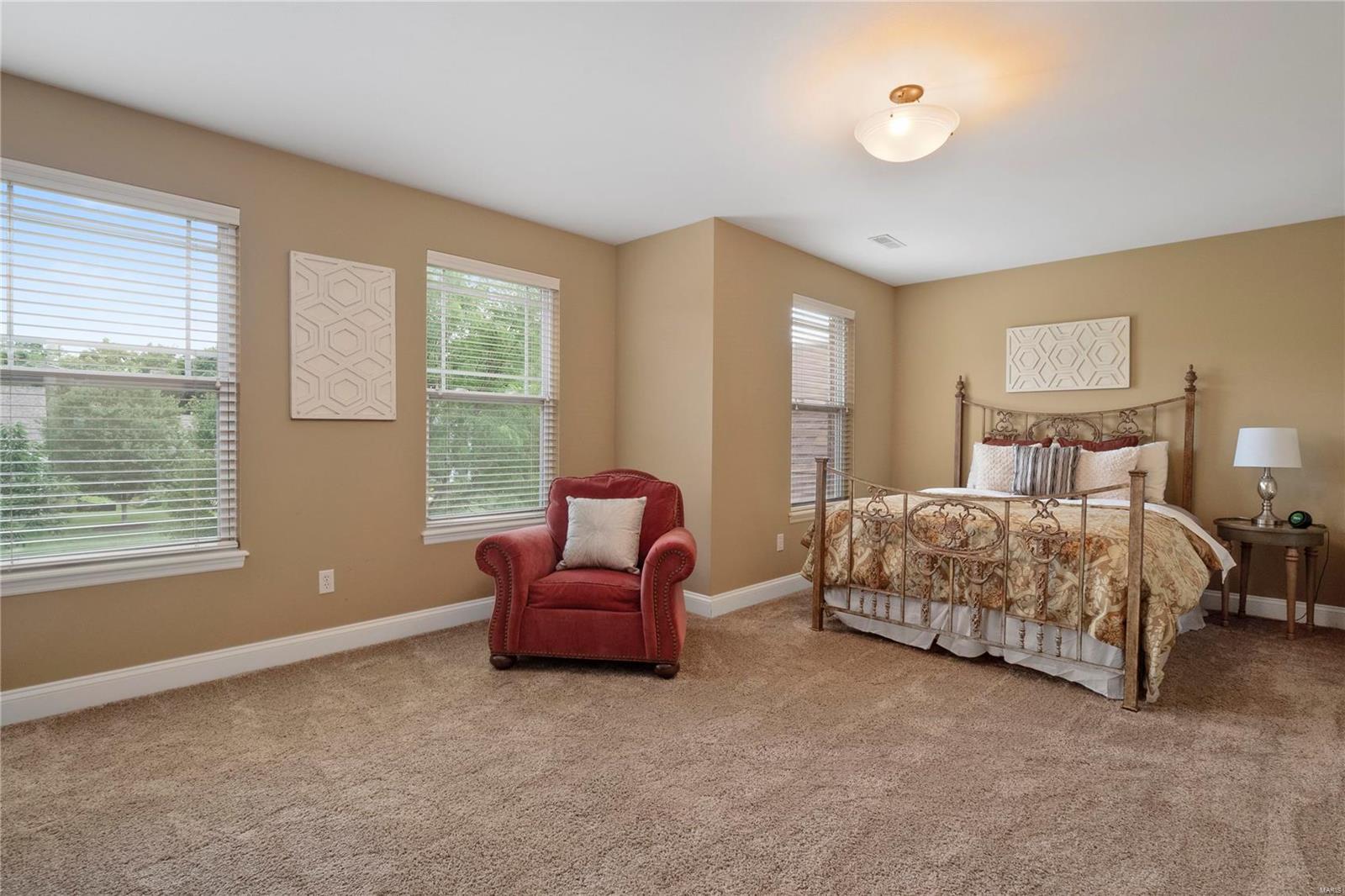 152 Barker Lane Ballwin, MO 63021 - Photo 26 of 40 Gallery Image 26
