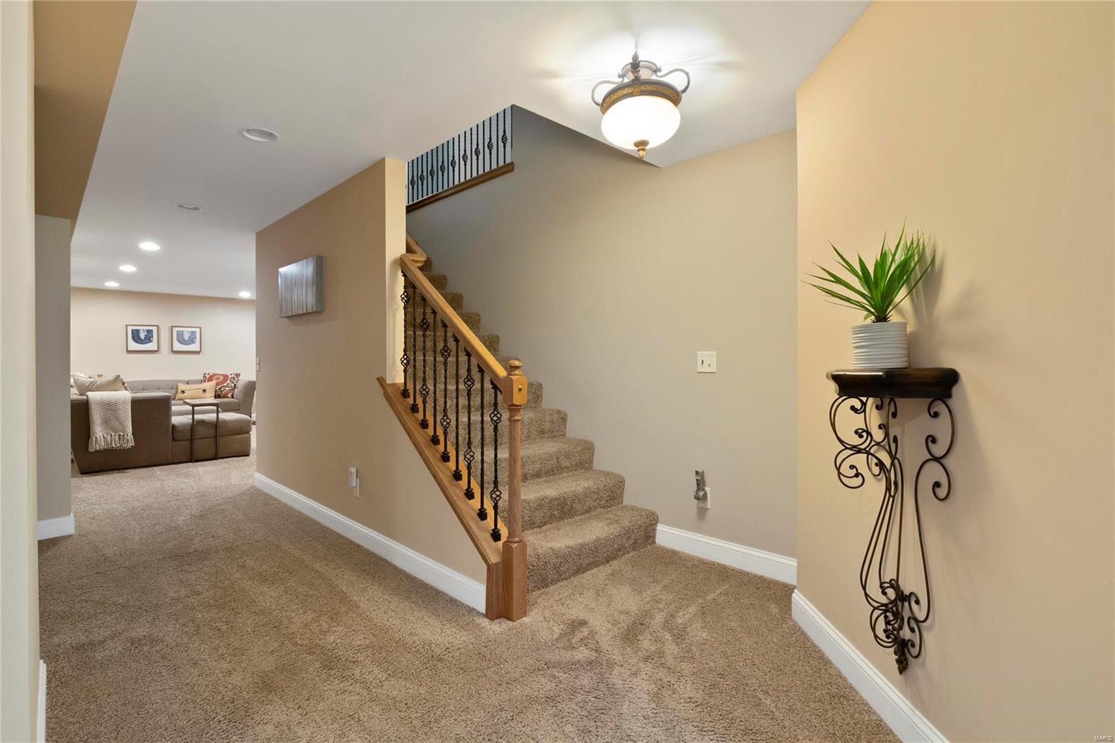 152 Barker Lane Ballwin, MO 63021 - Photo 27 of 40 Gallery Image 27