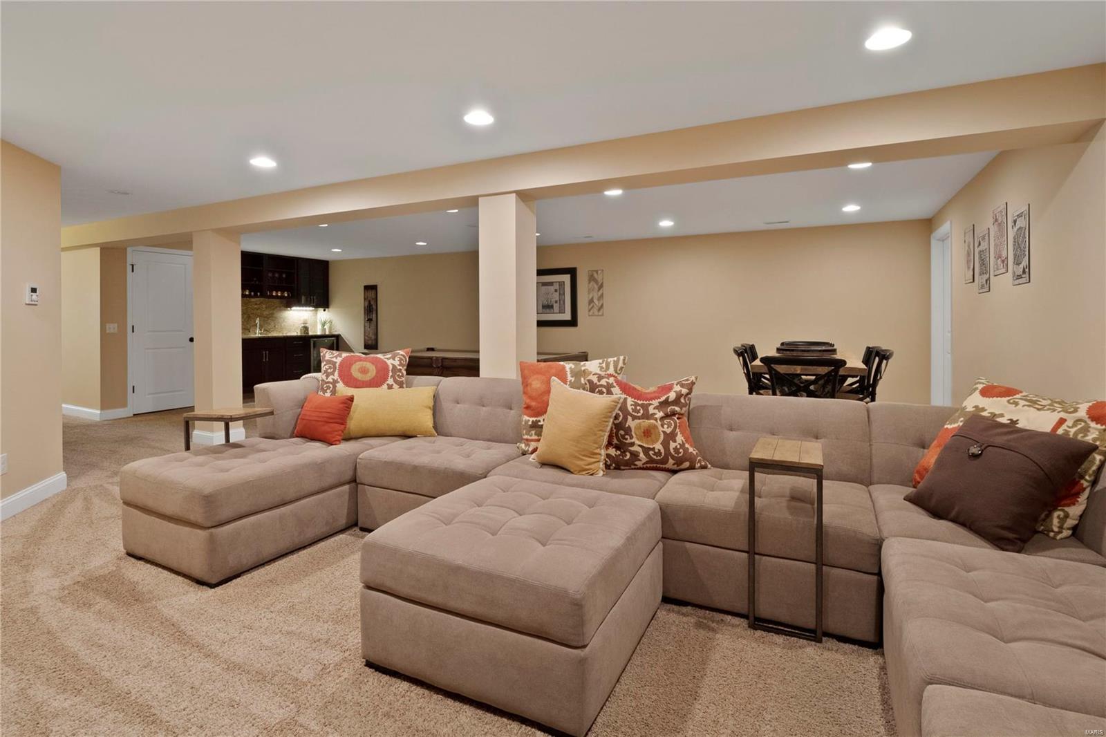 152 Barker Lane Ballwin, MO 63021 - Photo 34 of 40 Gallery Image 34