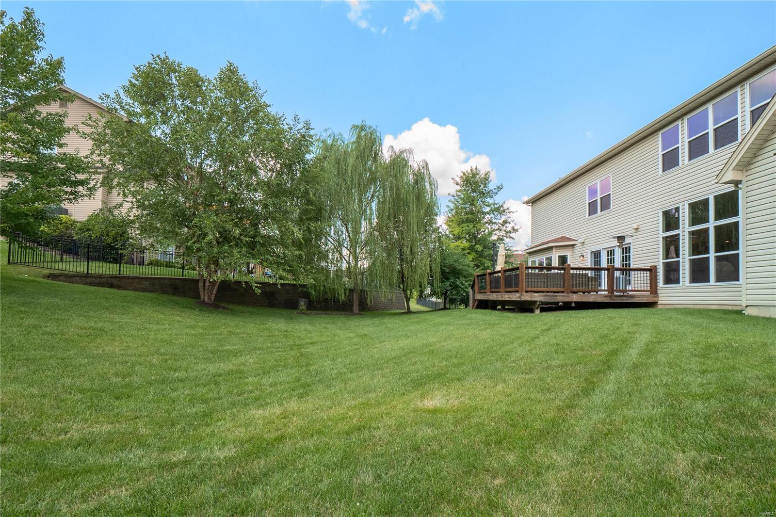 152 Barker Lane Ballwin, MO 63021 - Photo 39 of 40 Gallery Image 39