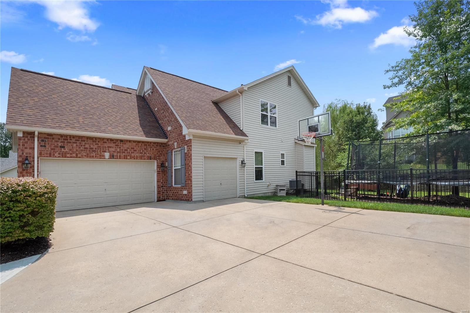 152 Barker Lane Ballwin, MO 63021 - Photo 40 of 40 Gallery Image 40