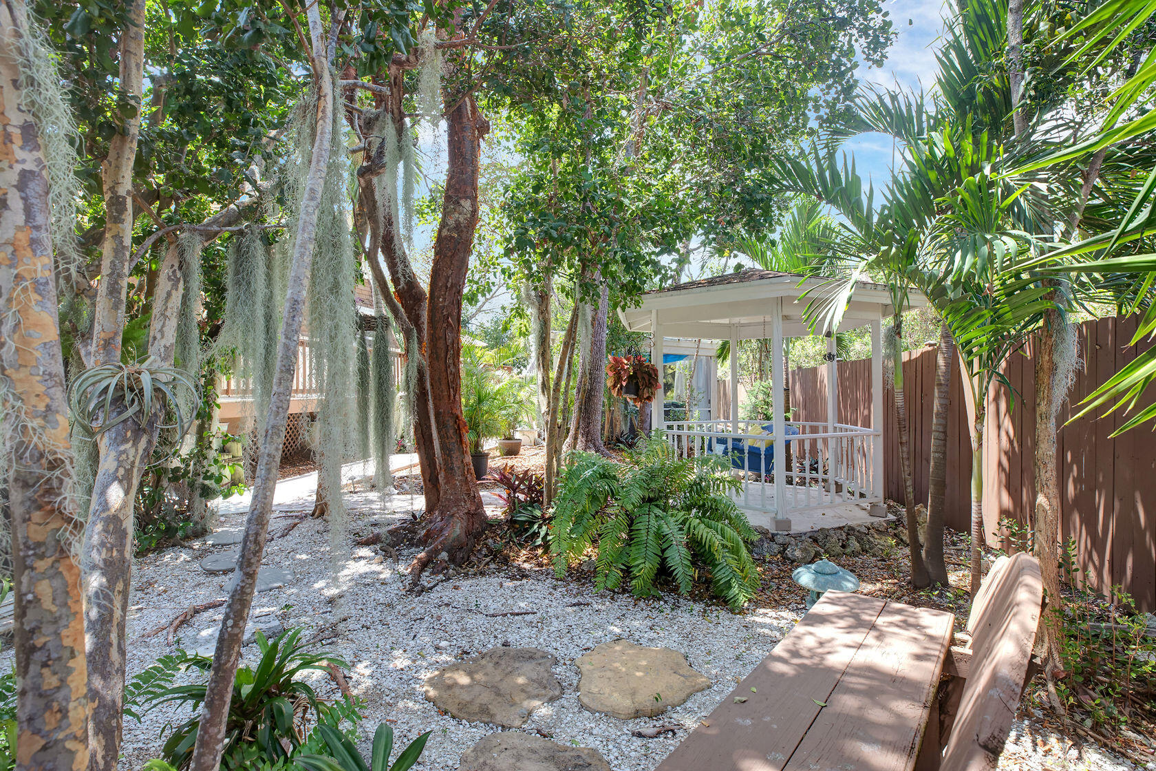 676 Sailfish Trail Key Largo, FL 33037 - Photo 37 of 38 a view of a house with backyard and garden