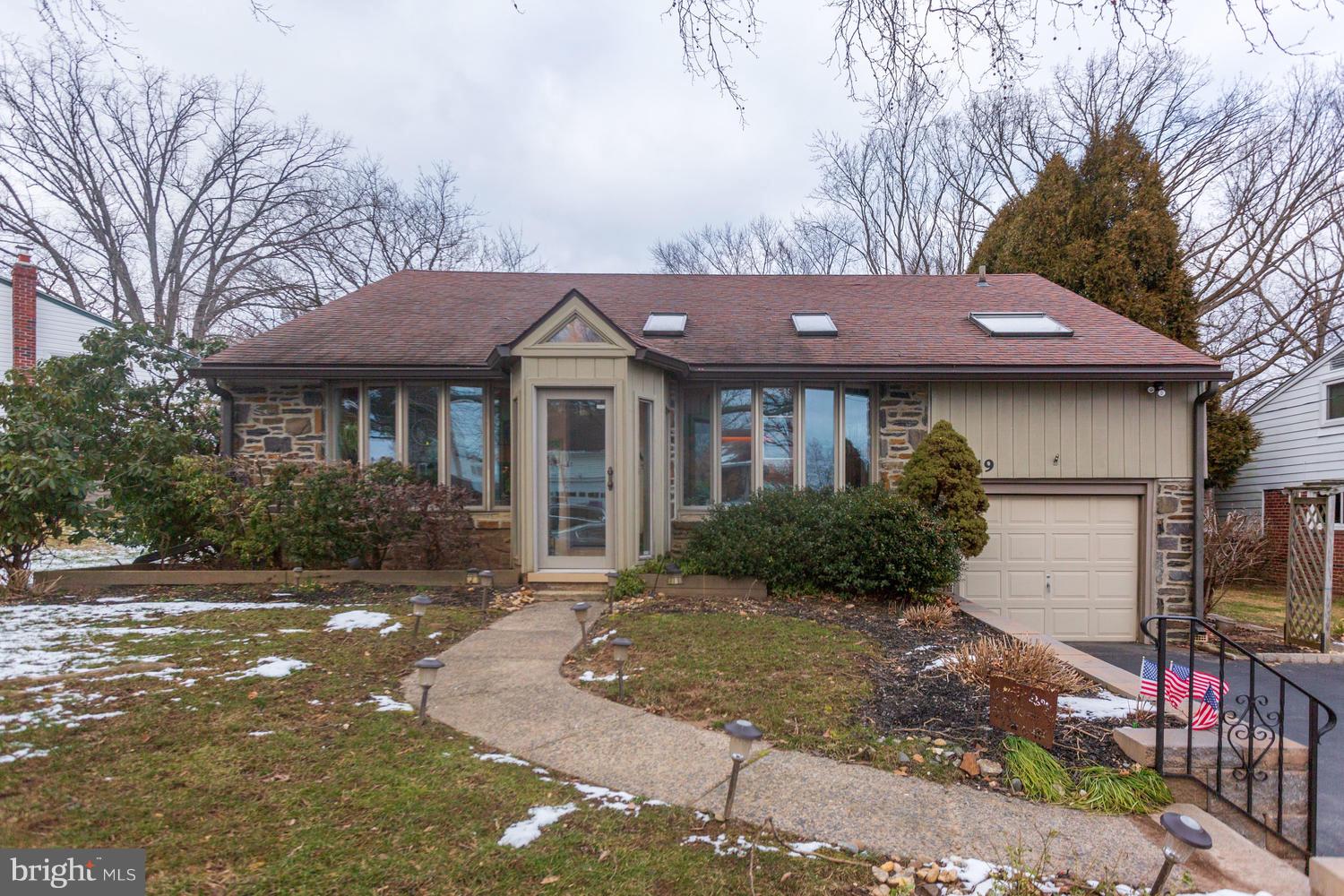 2219 Cambridge Road Broomall, PA 19008 - Photo 1 of 34 Gallery Image 1