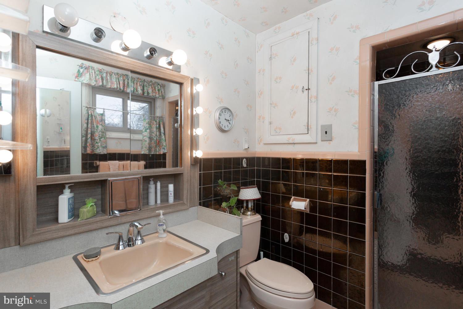 2219 Cambridge Road Broomall, PA 19008 - Photo 21 of 34 Gallery Image 21