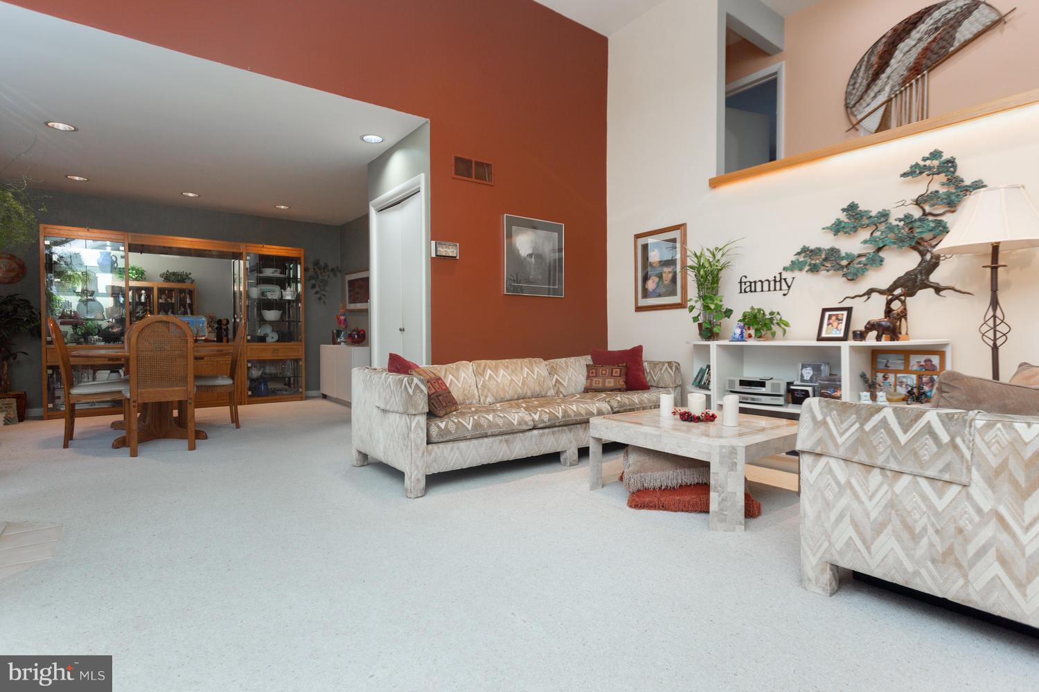 2219 Cambridge Road Broomall, PA 19008 - Photo 5 of 34 Gallery Image 5