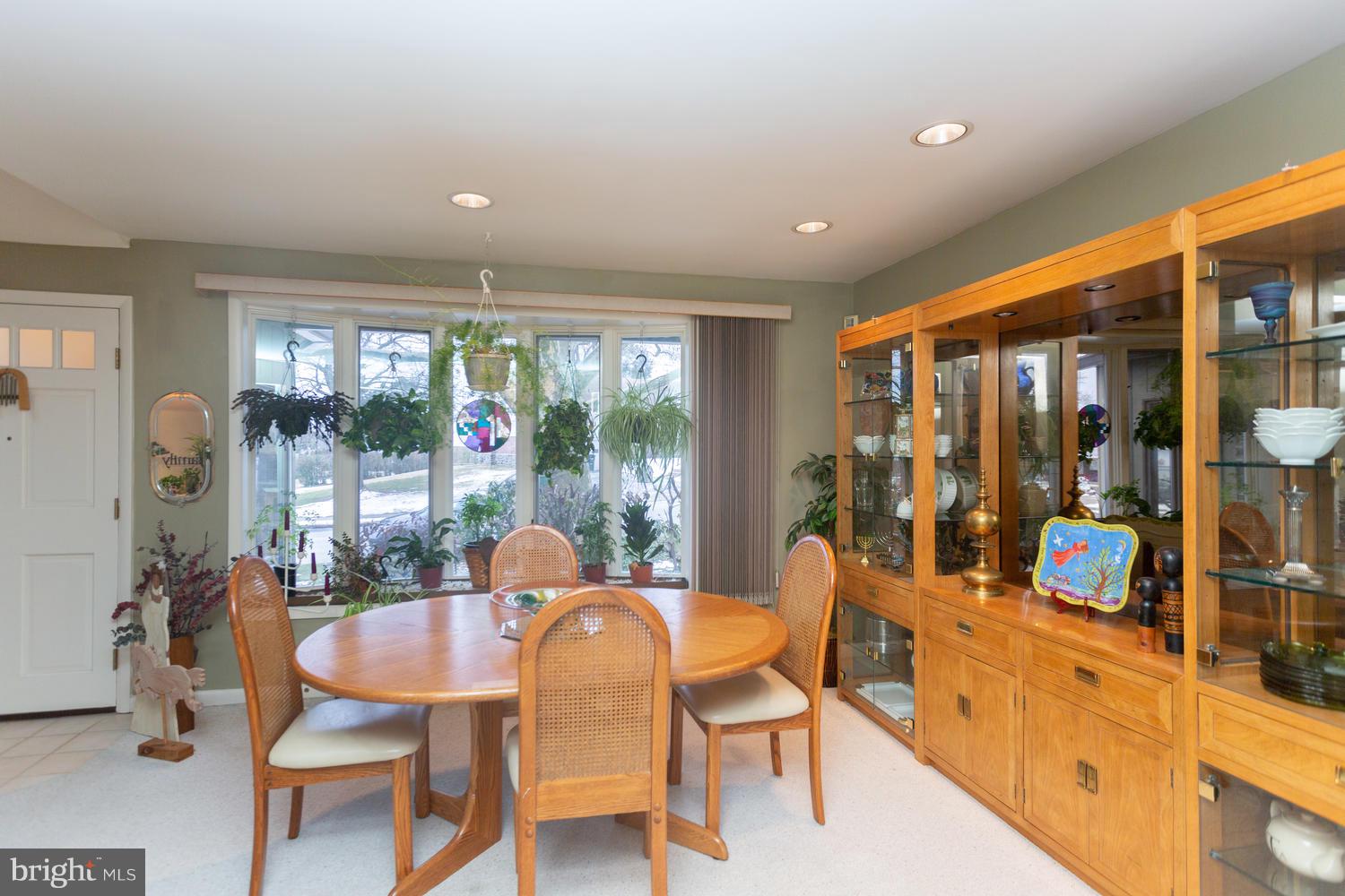 2219 Cambridge Road Broomall, PA 19008 - Photo 7 of 34 Gallery Image 7