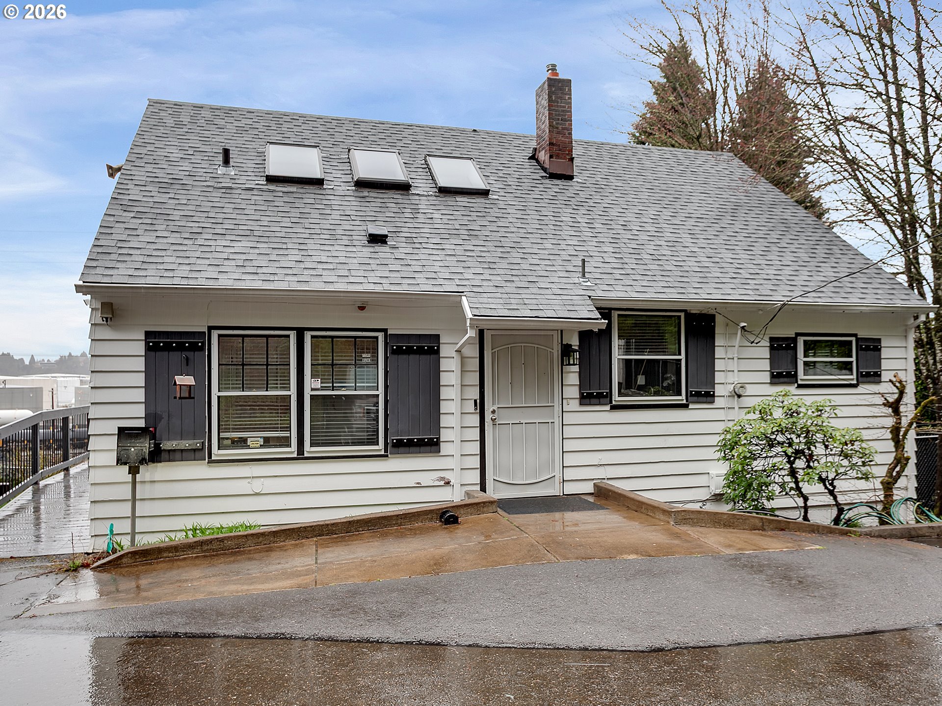 5135 Northwest St Helens Road Portland, OR 97210 - Photo 3 of 36