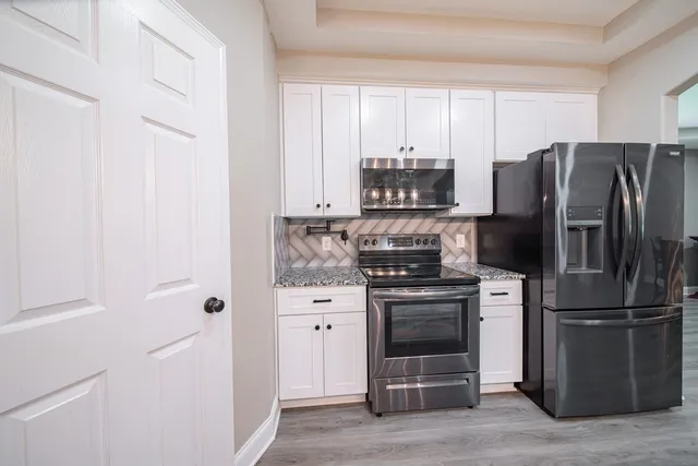 $999,900 | 179 County Road 0071, Waverly Hall, GA 31831