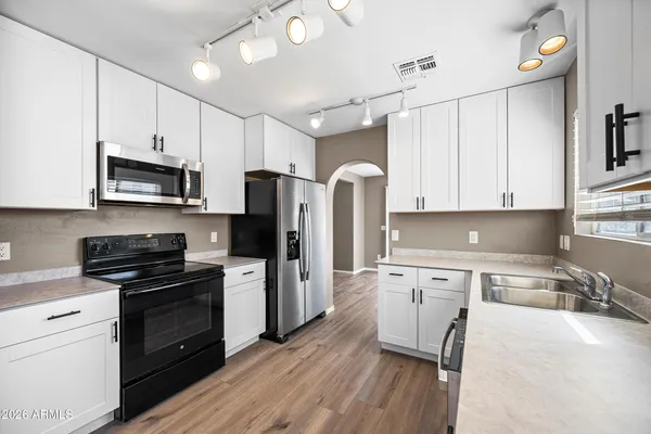 $2,310 | 3719 East Inverness Avenue, Unit 14, Mesa, AZ 85206