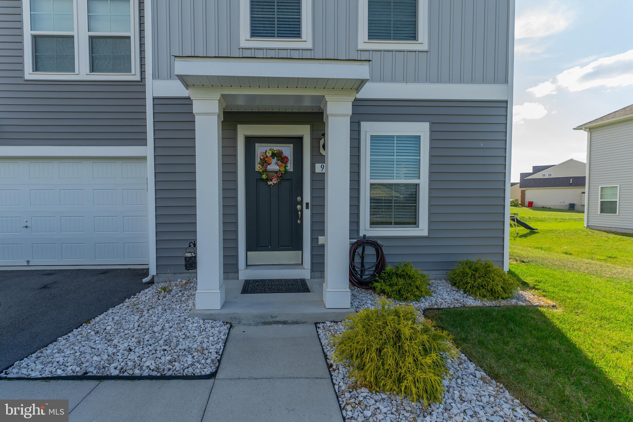 98 Eurasian Drive Bunker Hill, WV 25413 - Photo 2 of 28