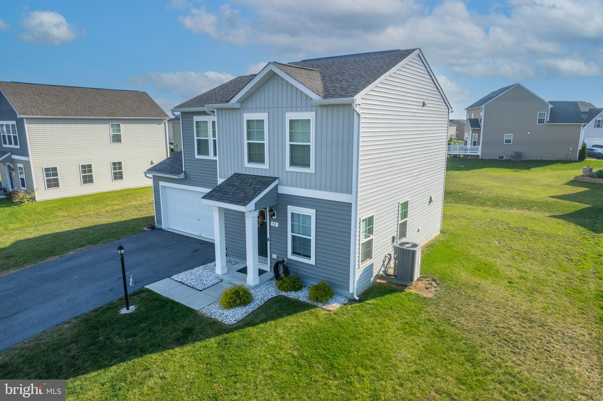 98 Eurasian Drive Bunker Hill, WV 25413 - Photo 3 of 28