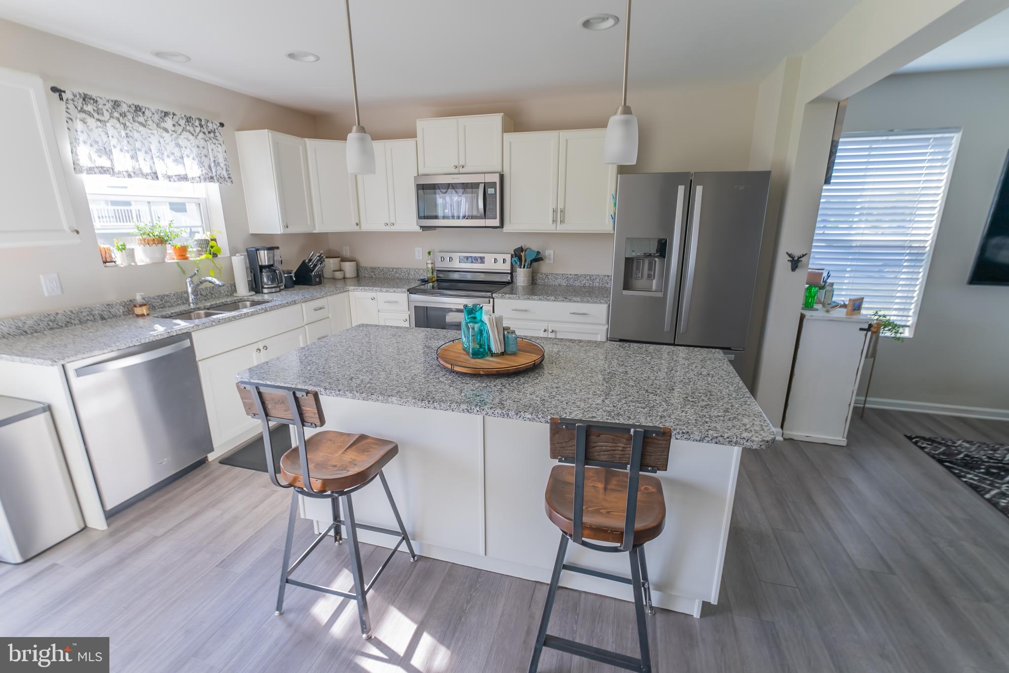 98 Eurasian Drive Bunker Hill, WV 25413 - Photo 8 of 28