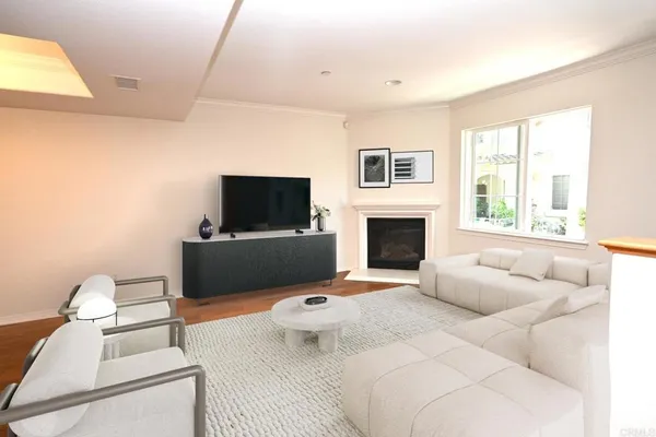 $4,800 | 1037 Loretta Lane, Carlsbad, CA 92008