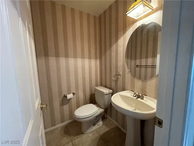 $2,295 | 8216 Romantic Sunset Street, Las Vegas, NV 89131