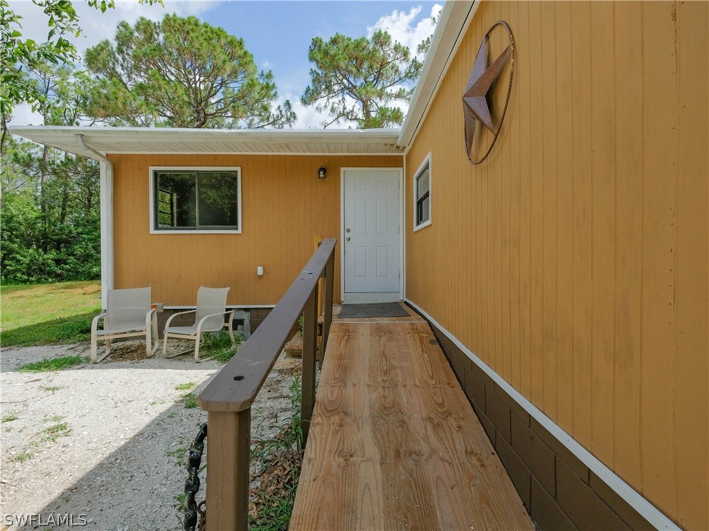 20650 Jamie Road North Fort Myers, FL 33917 - Photo 4 of 26 Gallery Image 4