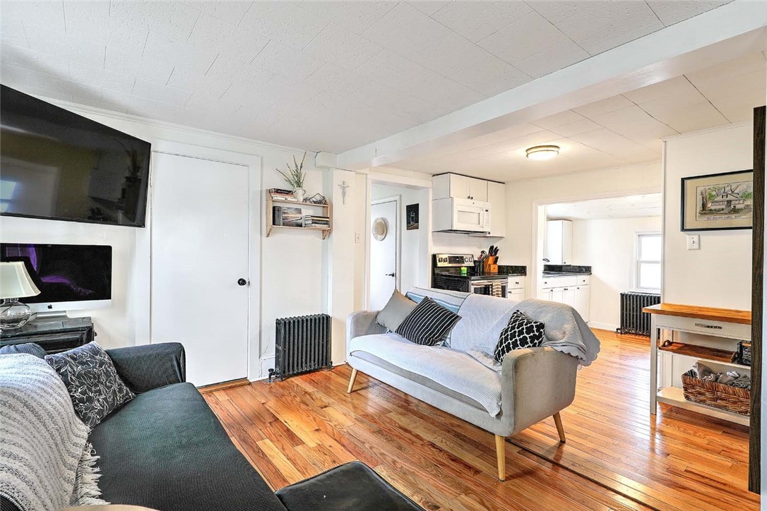 5 Oakside Street Warwick, RI 02889 - Photo 6 of 24