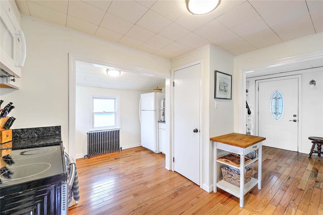 5 Oakside Street Warwick, RI 02889 - Photo 10 of 24