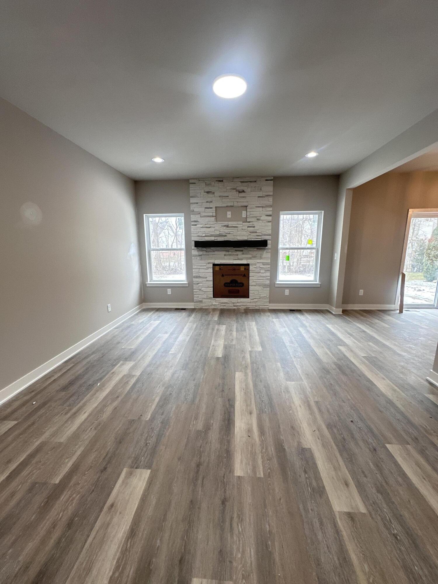 30815 Lower Ridge Drive New Boston, MI 48164 - Photo 7 of 16 IMG_6255