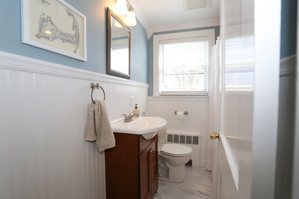 29 Hillside Road Dedham, MA 02026 - Photo 13 of 23 Gallery Image 13