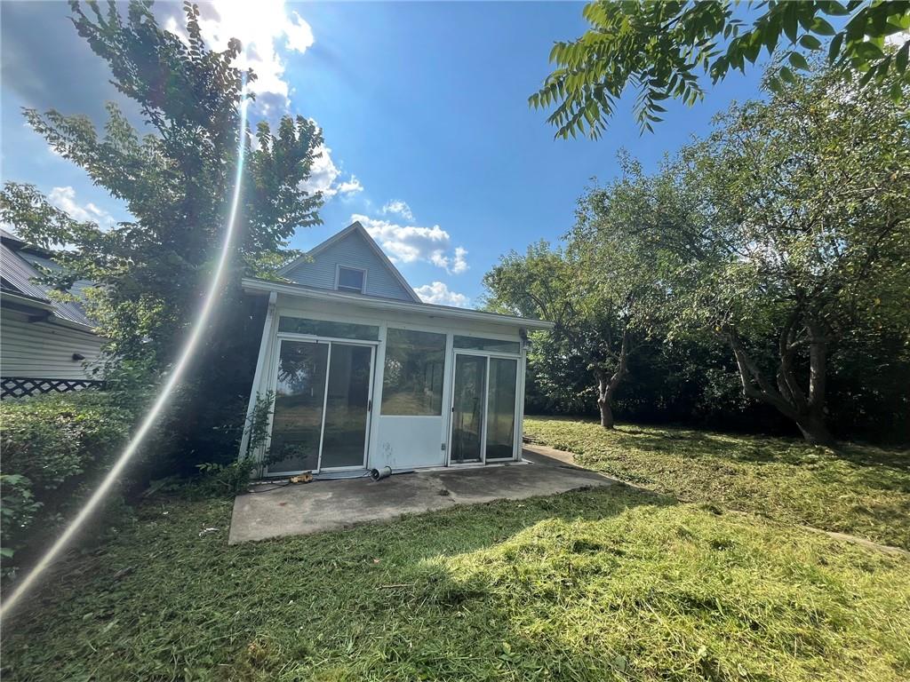 255 Hamilton Avenue Farrell, PA 16121 - Photo 4 of 8
