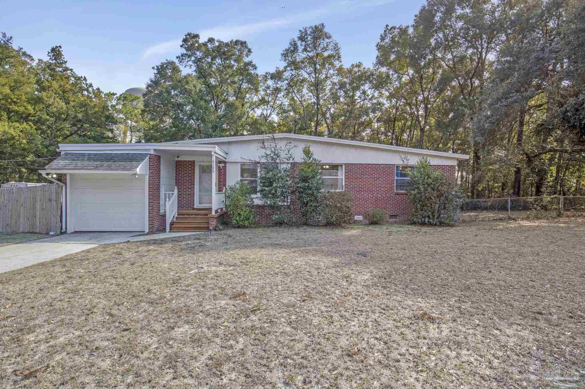 6589 Cedar Street Milton, FL 32570 - Photo 2 of 42