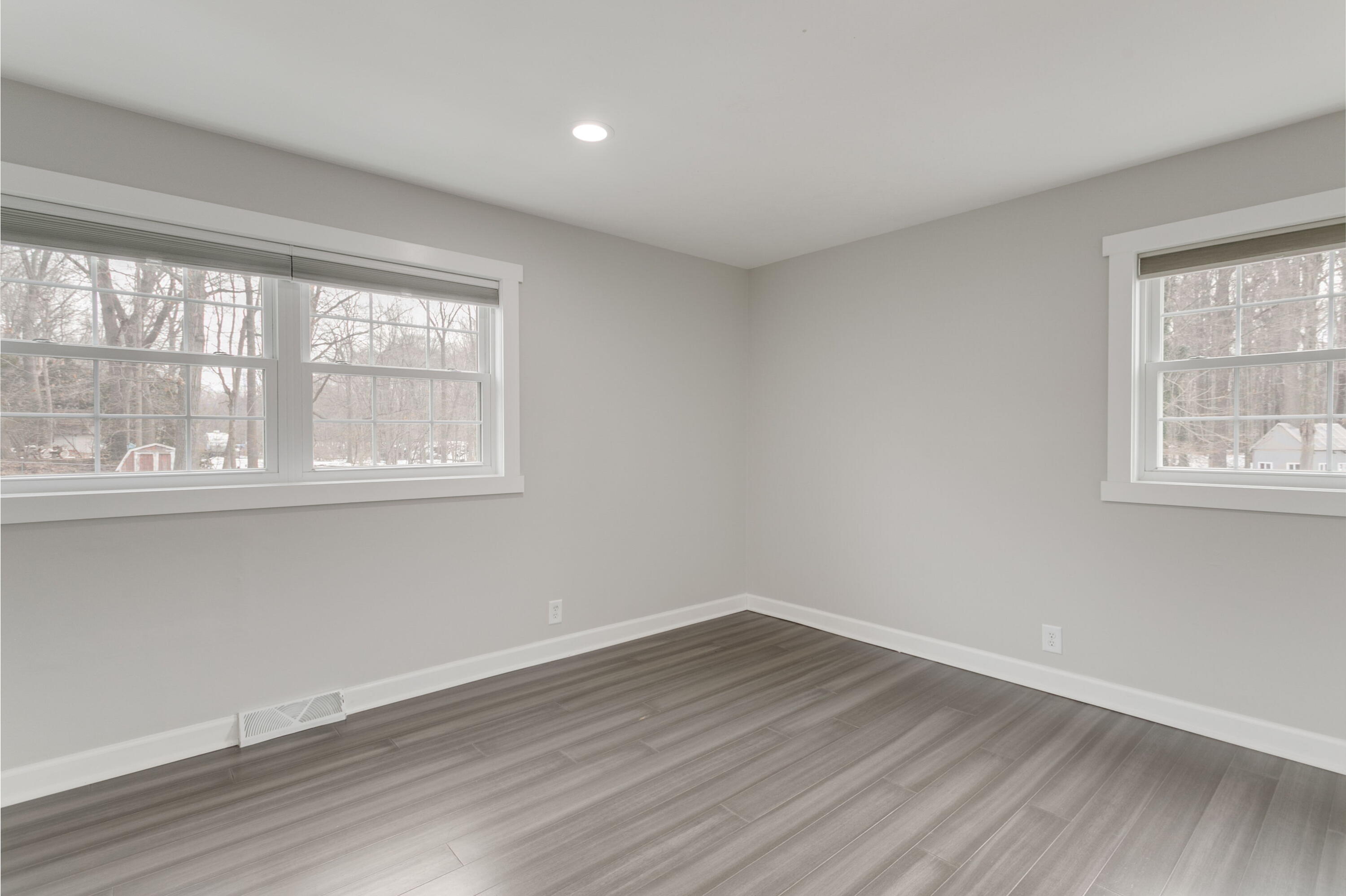 404 Golfview Road Michigan City, IN 46360 - Photo 15 of 23 3000x1998