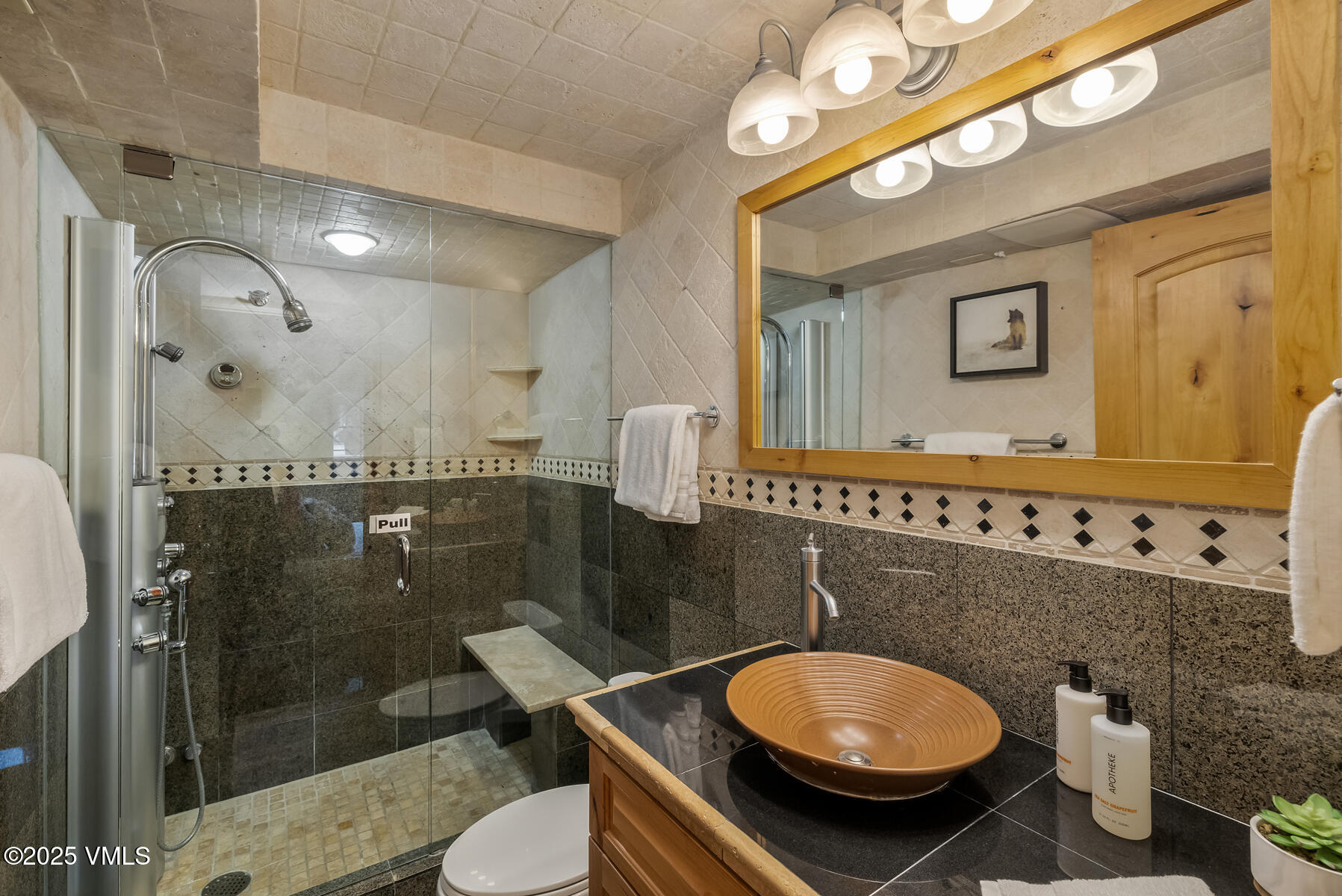 9 Vail Road, Unit 1J Vail, CO 81657 - Photo 8 of 19 Primary Bath