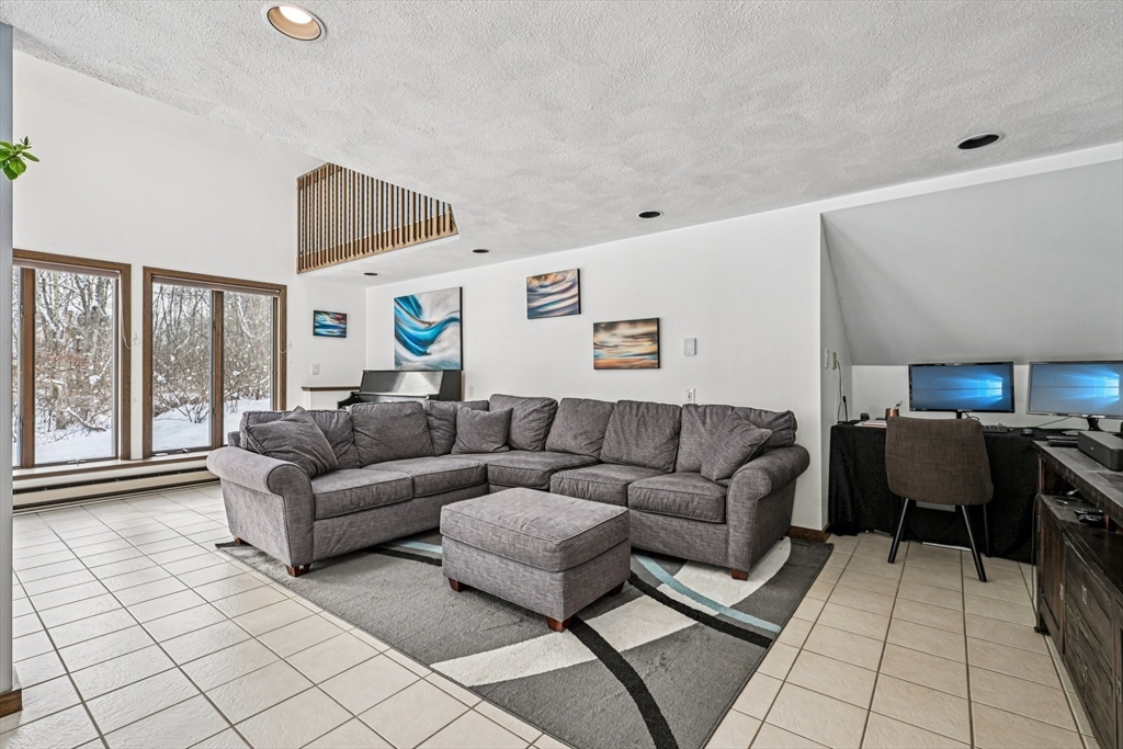 247 West Acton Road Stow, MA 01775 - Photo 5 of 27