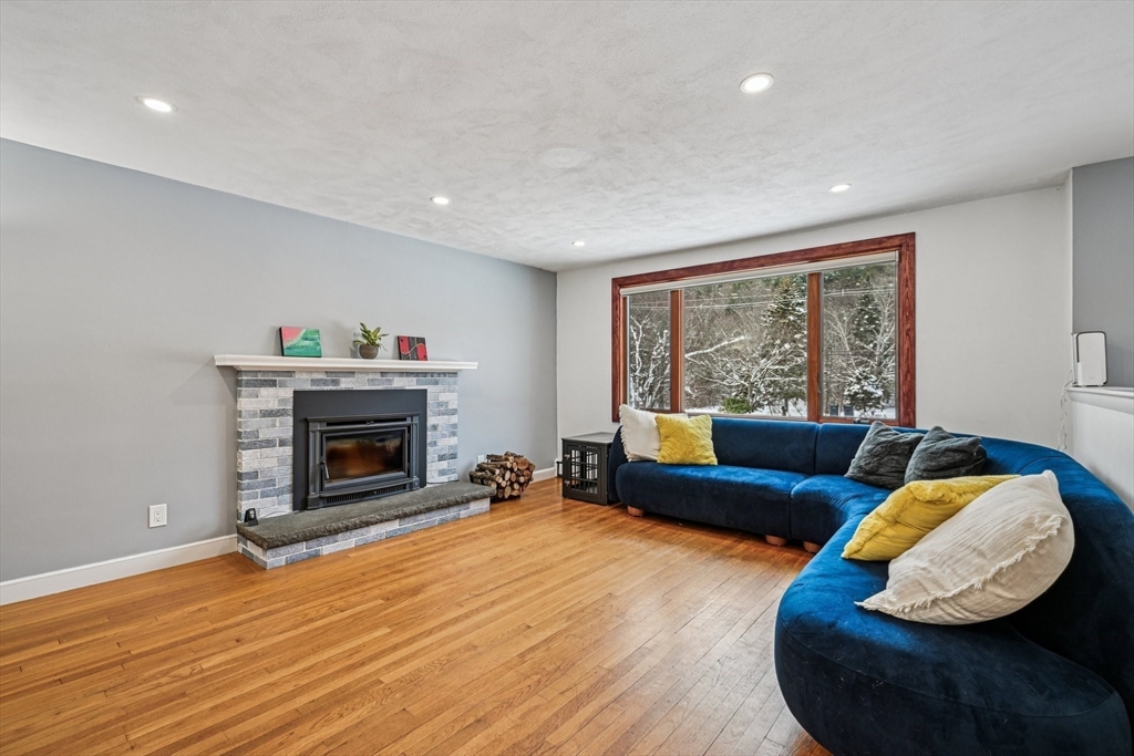 247 West Acton Road Stow, MA 01775 - Photo 9 of 27