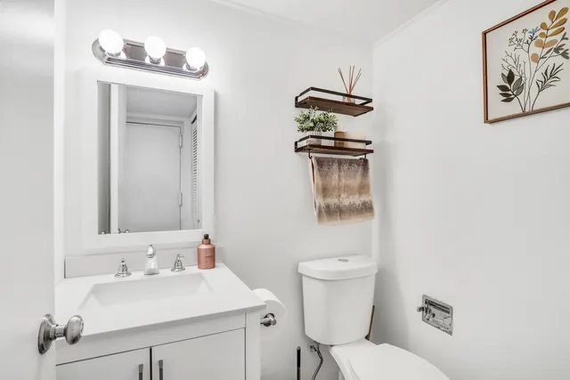 $239,900 | 655 Hale Court, Wheeling, IL 60090