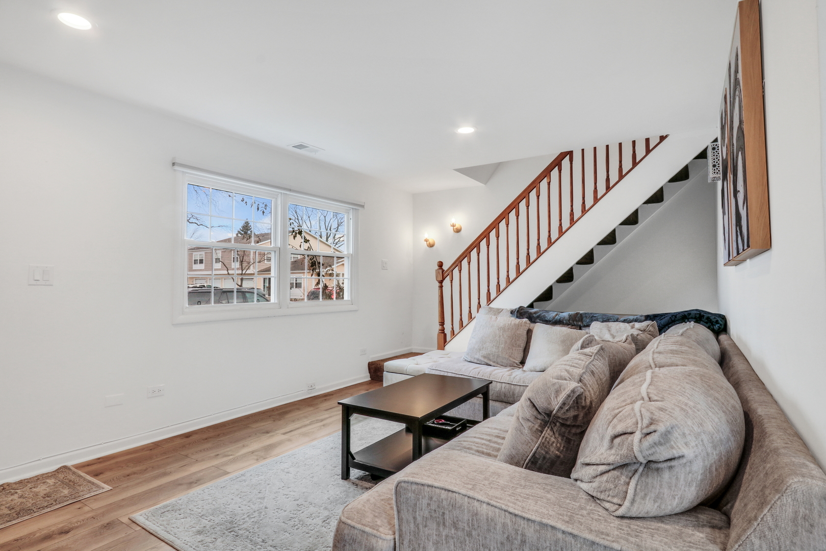 655 Hale Court Wheeling, IL 60090 - Photo 6 of 19 a living room with furniture and wooden floor