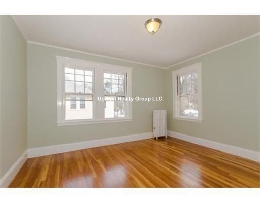 60-62 Cloverdale Road, Unit 62 Newton, MA 02461 - Photo 6 of 8