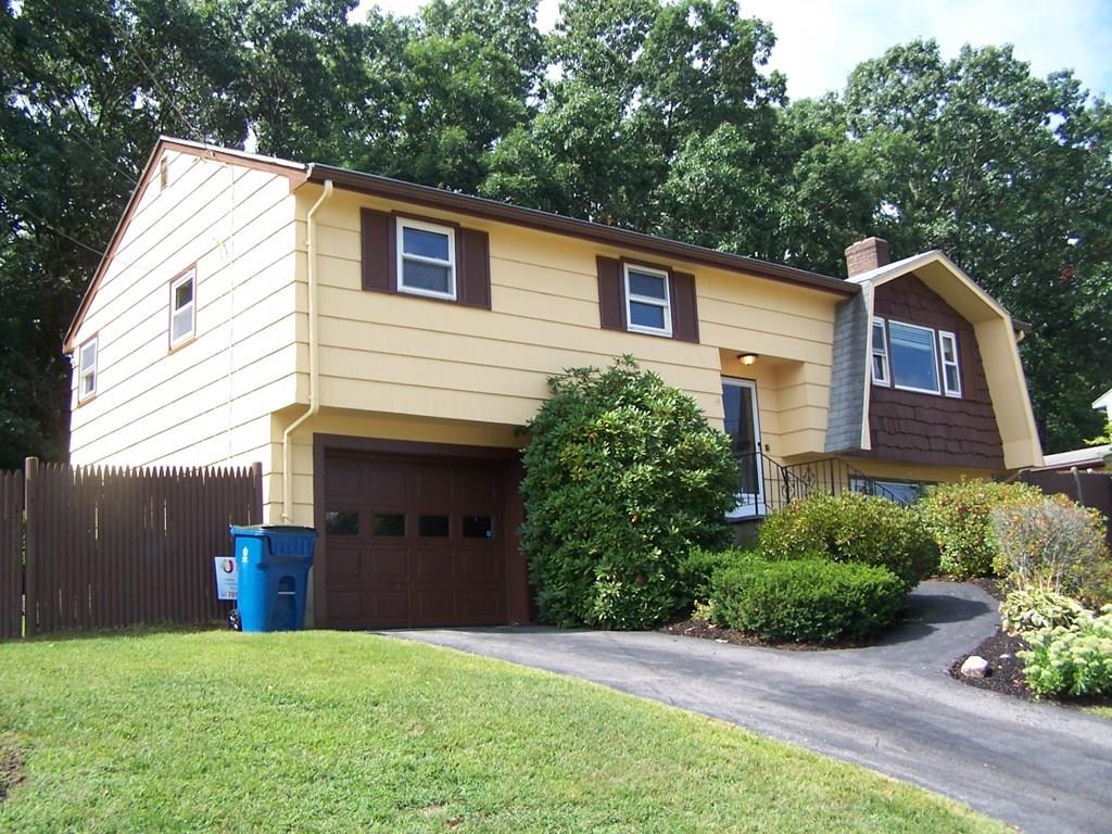 20 Barbara Road Randolph, MA 02368 - Photo 3 of 19 Gallery Image 3