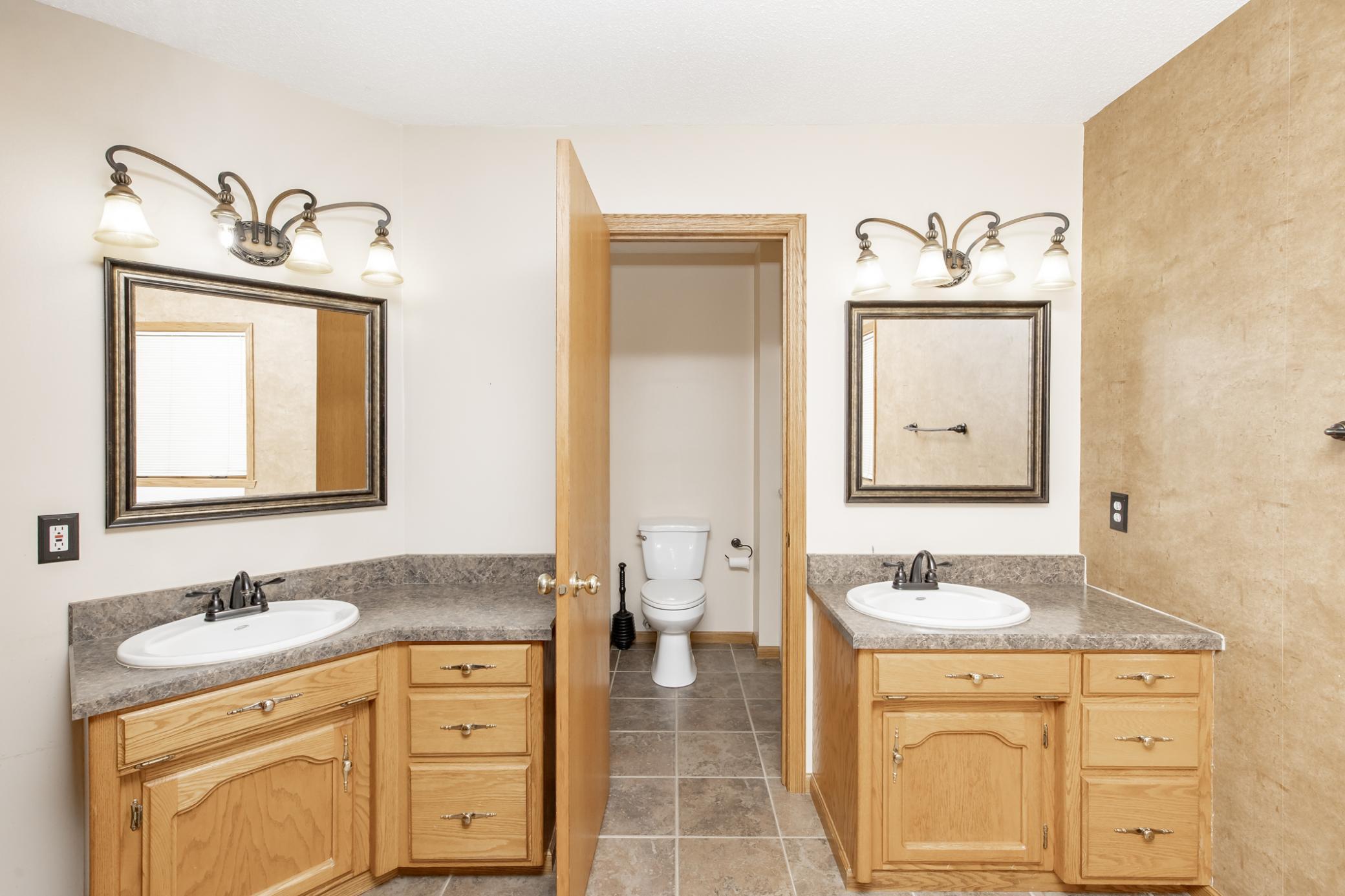 3608 21st Street South Fargo, ND 58104 - Photo 33 of 54