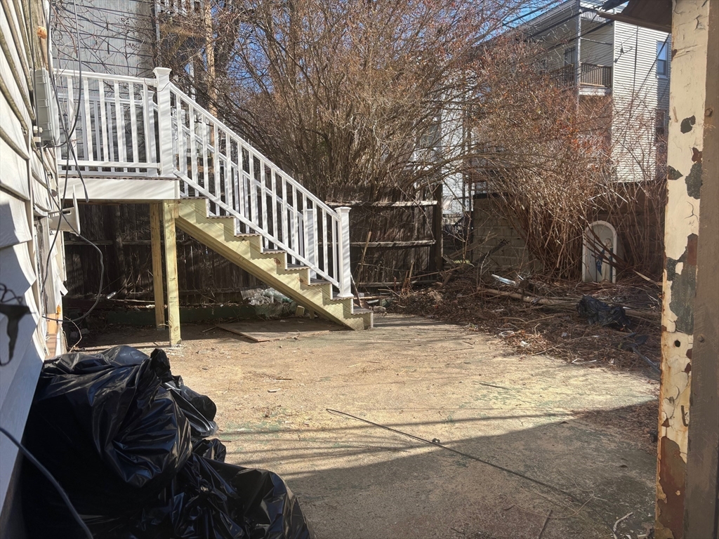 37 Longfellow Street Boston, MA 02122 - Photo 3 of 15 a view of entryway