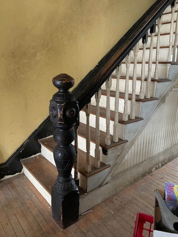 37 Longfellow Street Boston, MA 02122 - Photo 8 of 15 a view of entryway