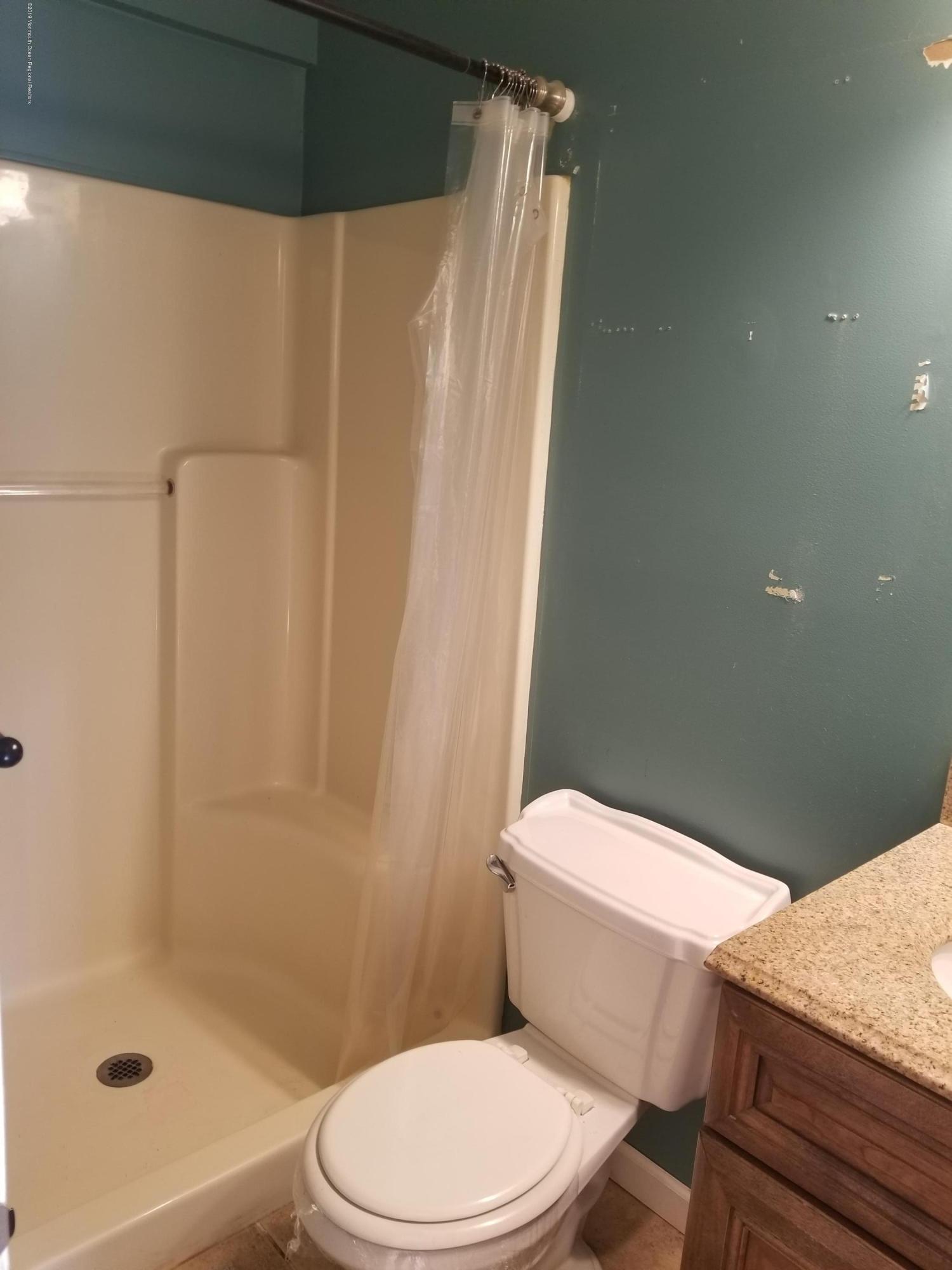 472 Freehold Road Jackson, NJ 08527 - Photo 11 of 31 20191212_103511