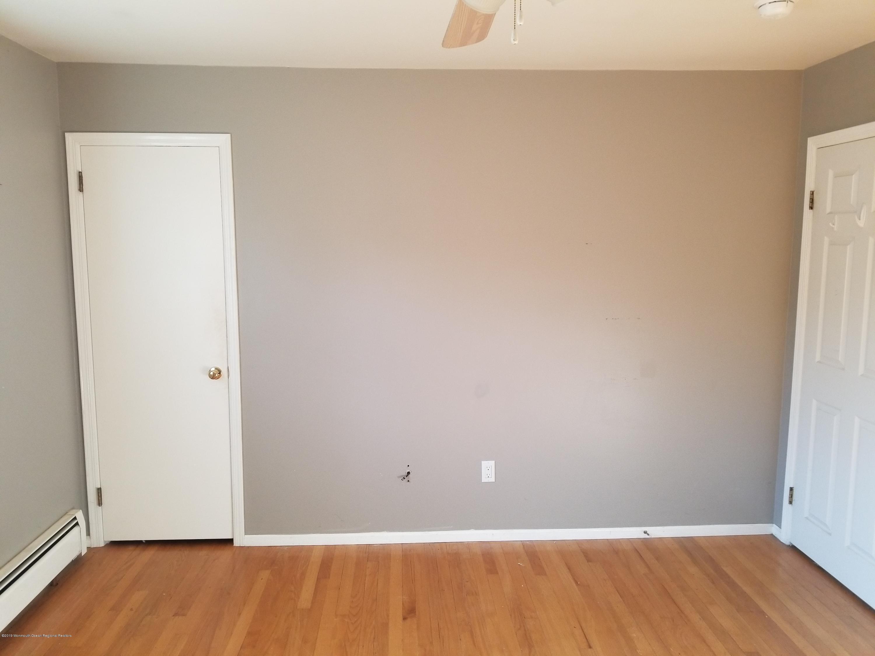 472 Freehold Road Jackson, NJ 08527 - Photo 13 of 31 20191212_103732