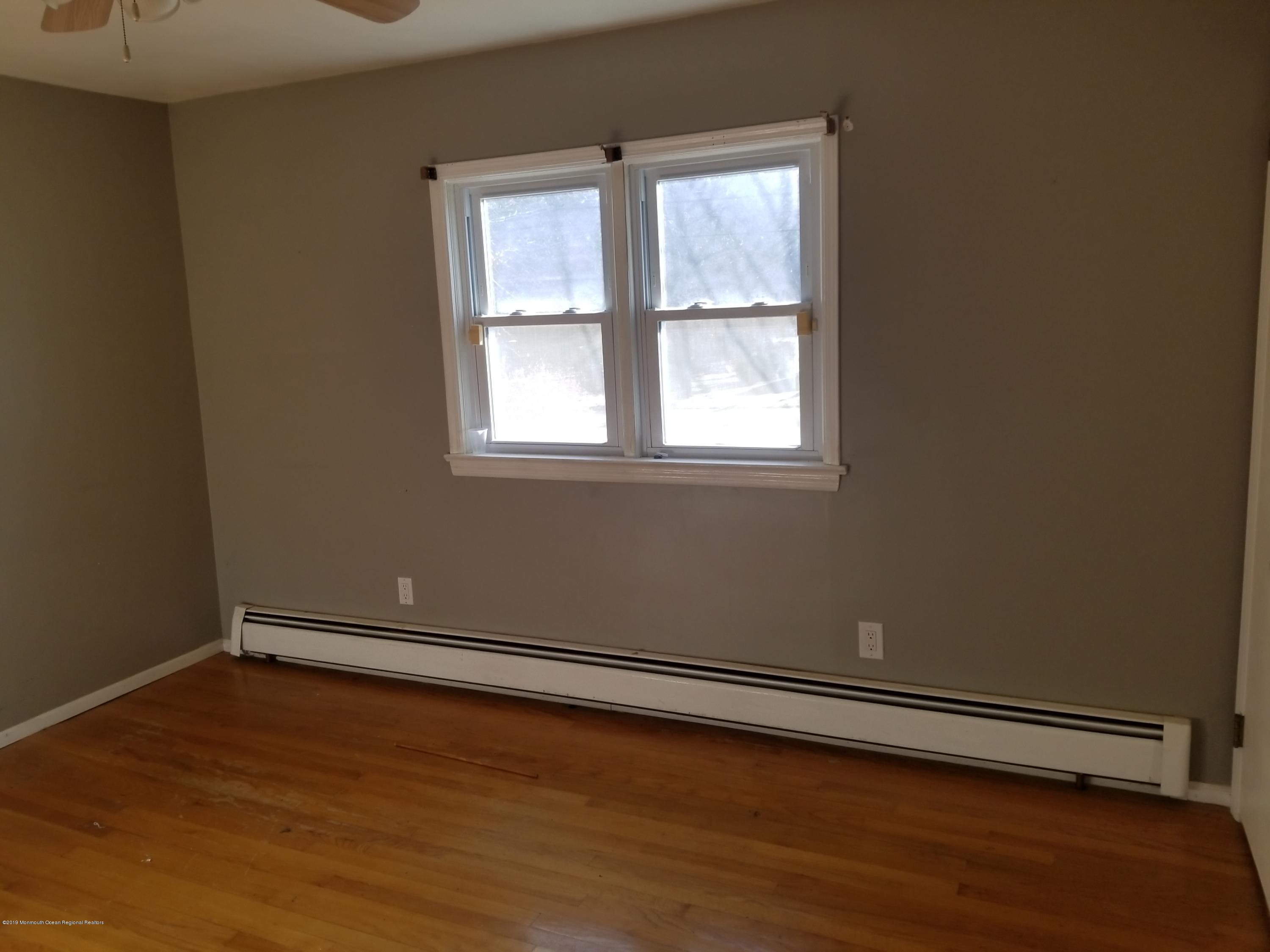 472 Freehold Road Jackson, NJ 08527 - Photo 15 of 31 20191212_103744