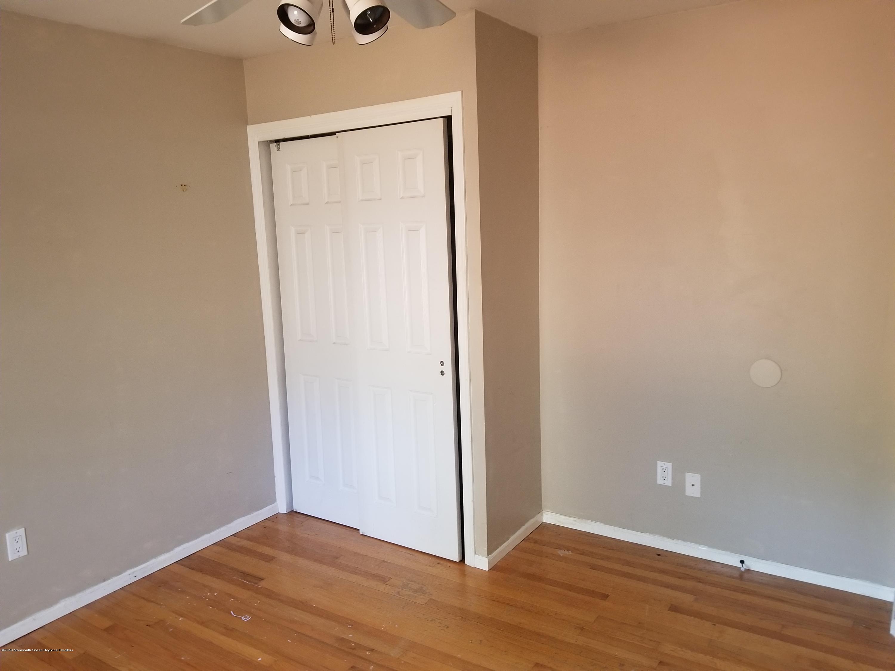 472 Freehold Road Jackson, NJ 08527 - Photo 16 of 31 20191212_103811