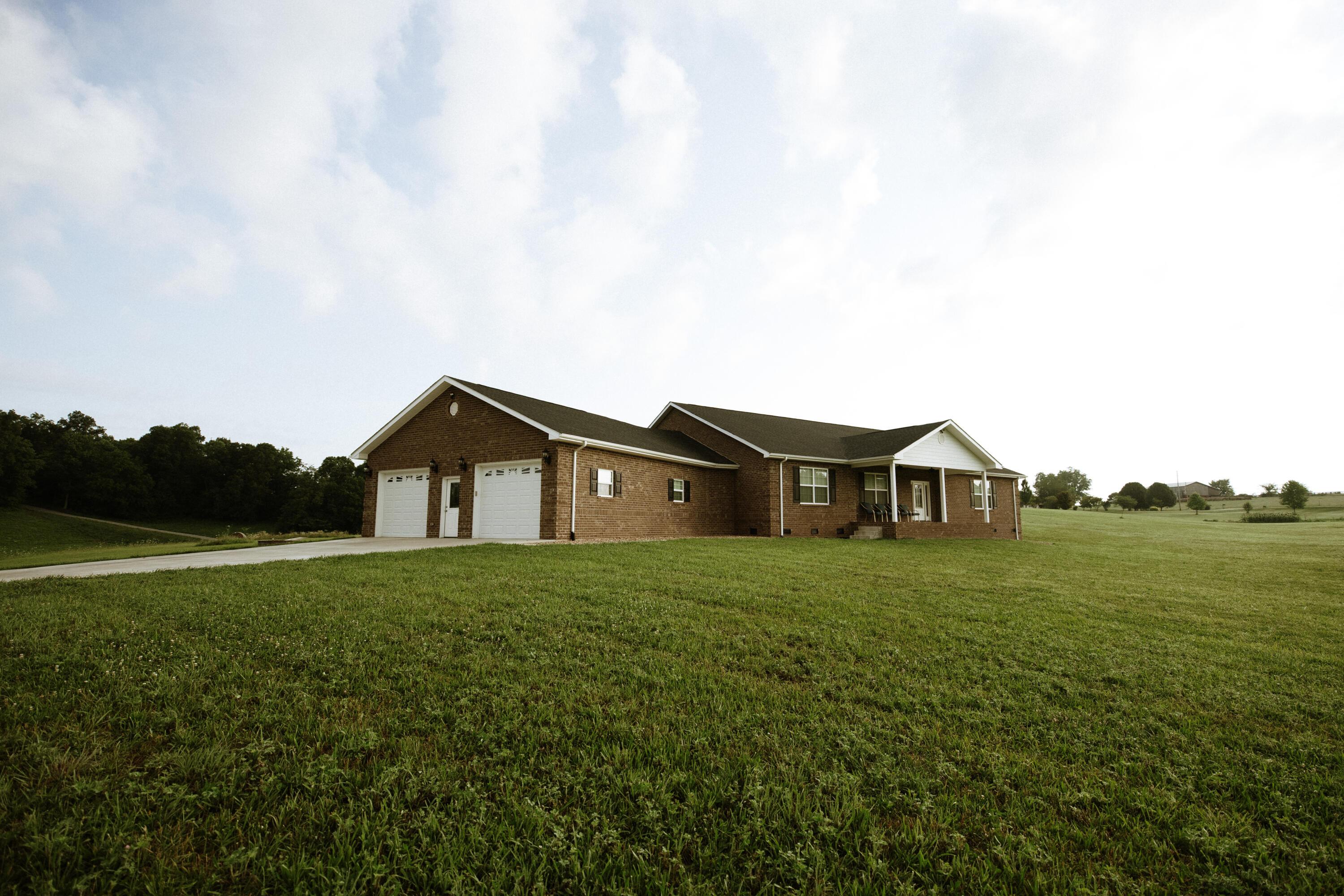 100 Earnest Road Chuckey, TN 37641 - Photo 3 of 84 100earnestdr-4