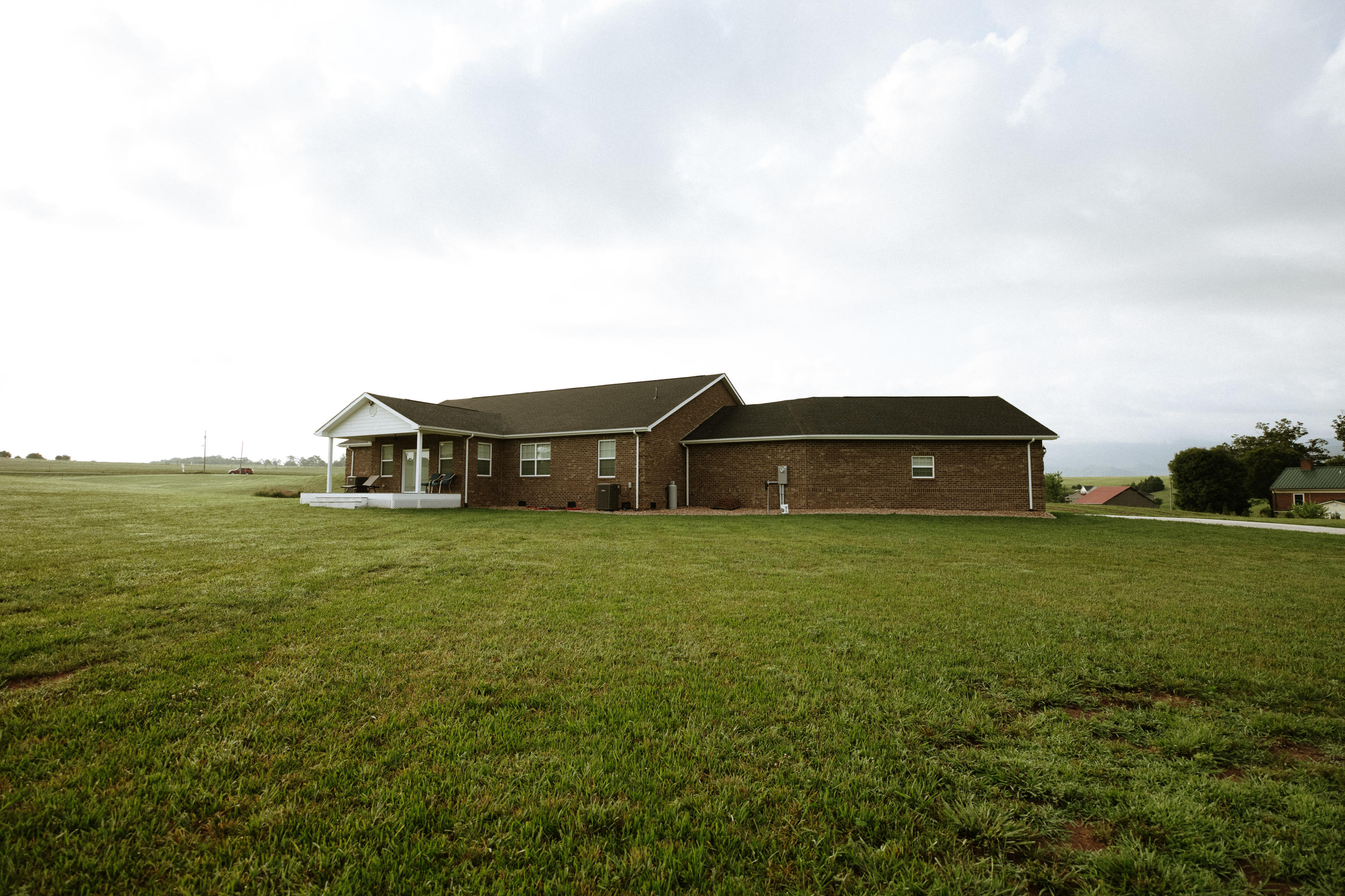 100 Earnest Road Chuckey, TN 37641 - Photo 4 of 84 100earnestdr-5