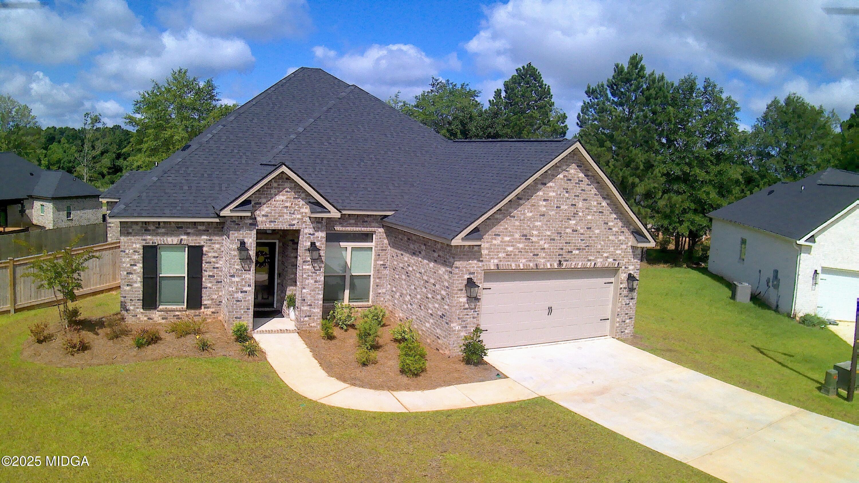 109 Raspberry Trail Perry, GA 31069 - Photo 3 of 63 20250619_104048_002