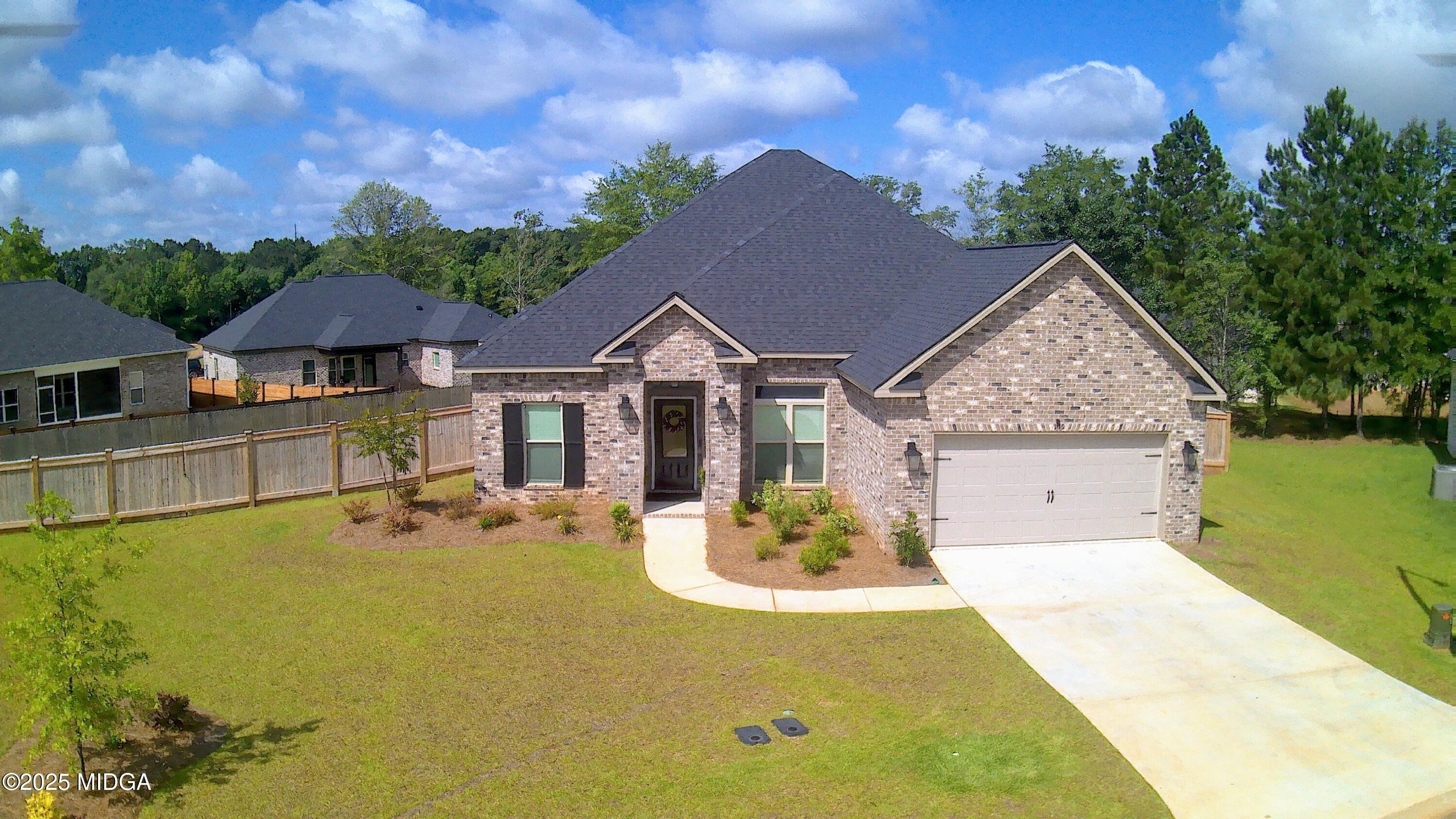 109 Raspberry Trail Perry, GA 31069 - Photo 4 of 63 20250619_104121_003