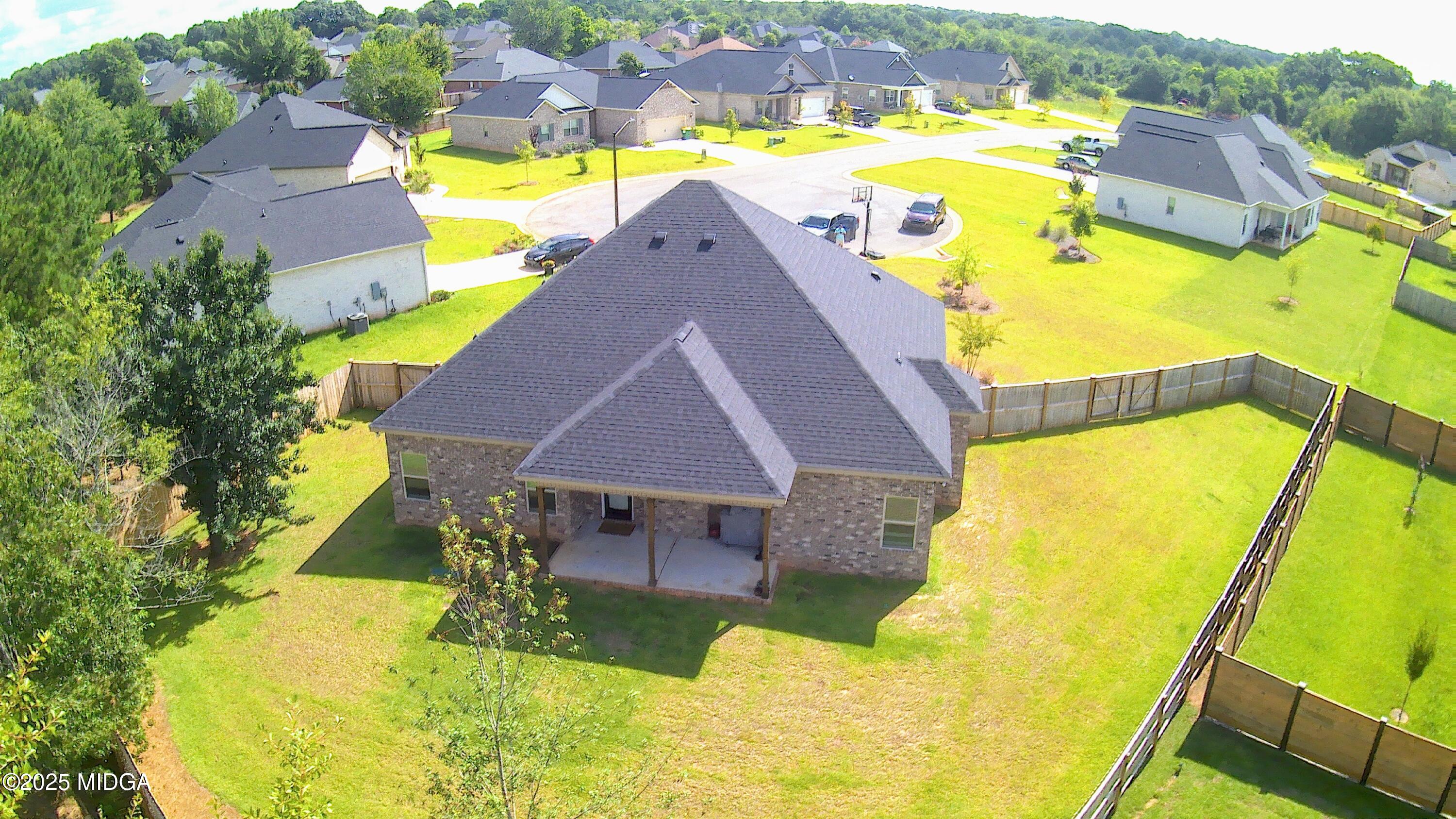 109 Raspberry Trail Perry, GA 31069 - Photo 6 of 63 20250619_104354_007