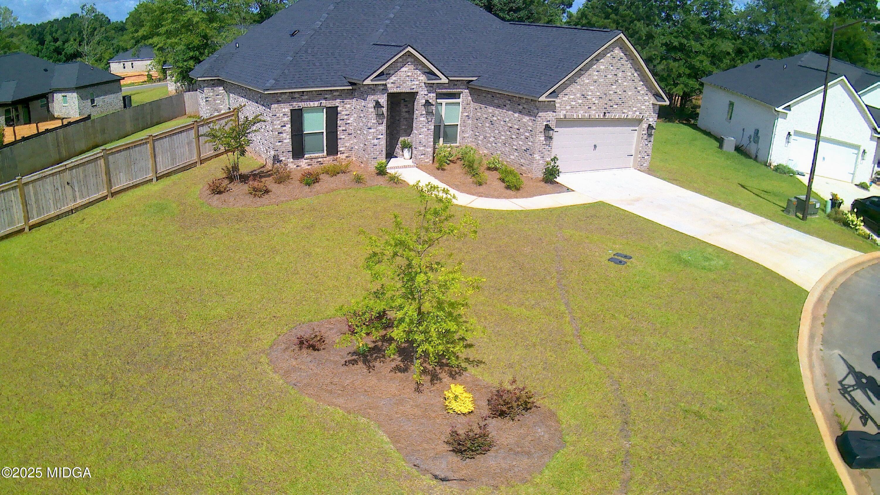 109 Raspberry Trail Perry, GA 31069 - Photo 8 of 63 20250619_104556_009