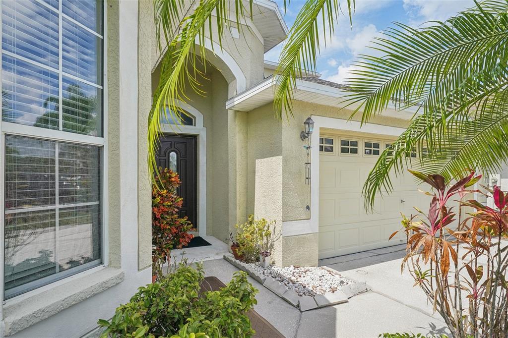 16751 Taylow Way Odessa, FL 33556 - Photo 4 of 54