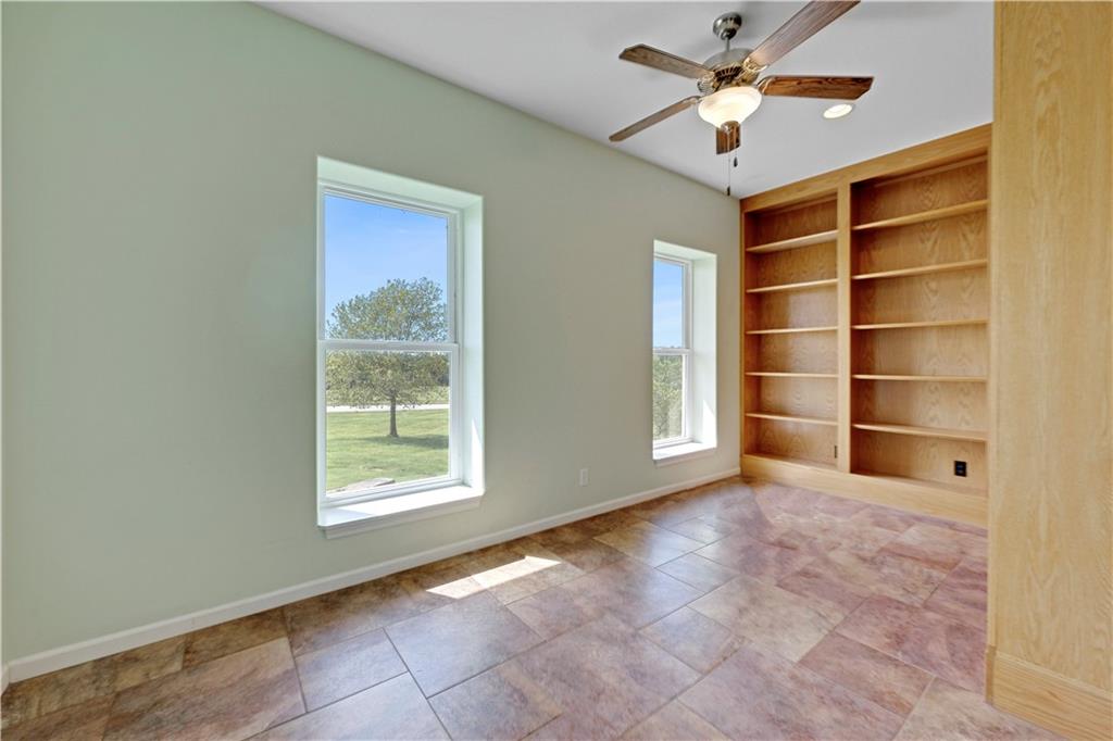 20660 Mission Road Stilwell, KS 66085 - Photo 34 of 67 Gallery Image 34