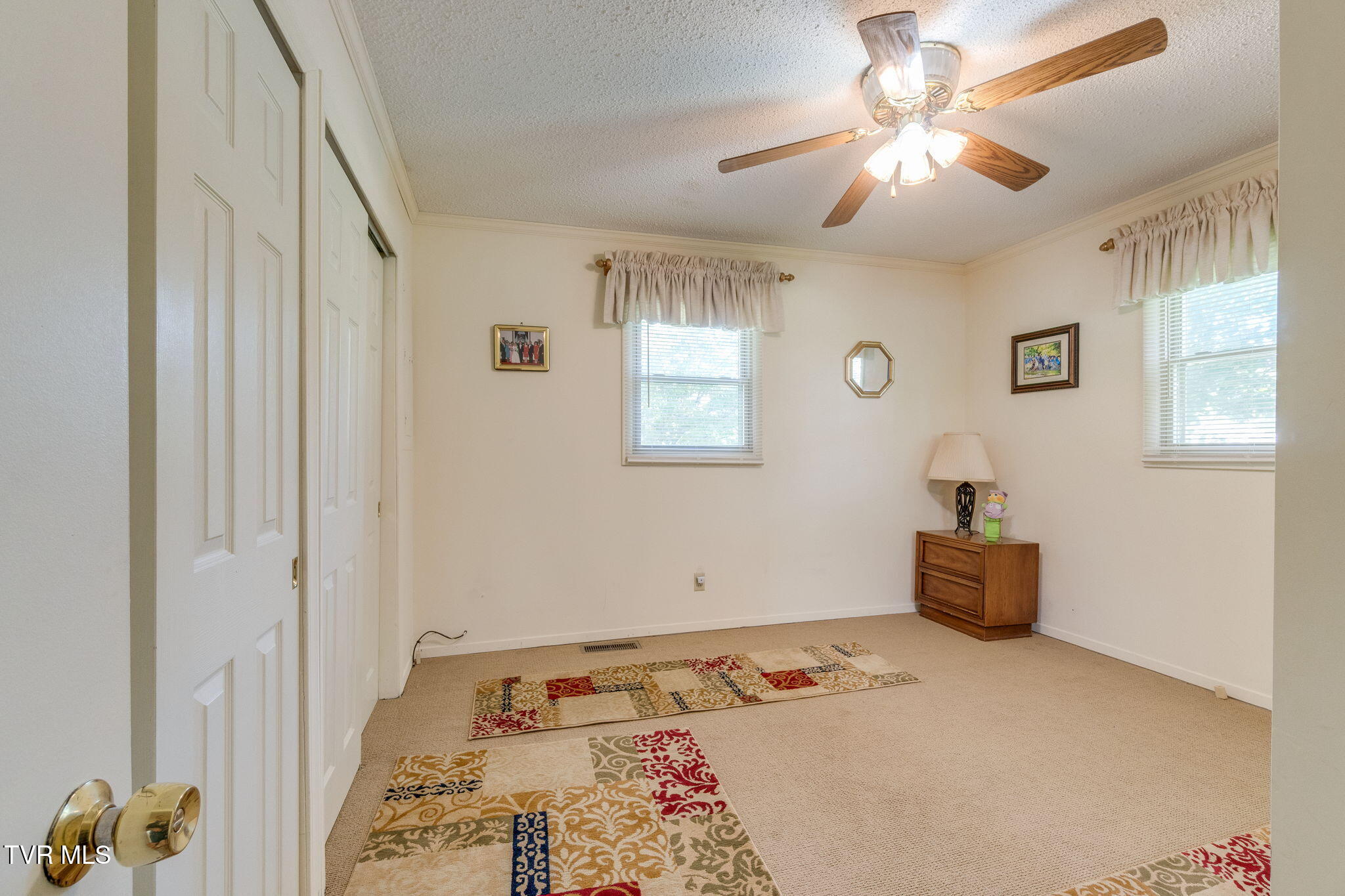 227 Highfield Road Bristol, TN 37620 - Photo 28 of 39 028